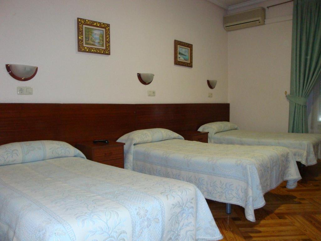 Hostal Zamora Madryt Pokój zdjęcie