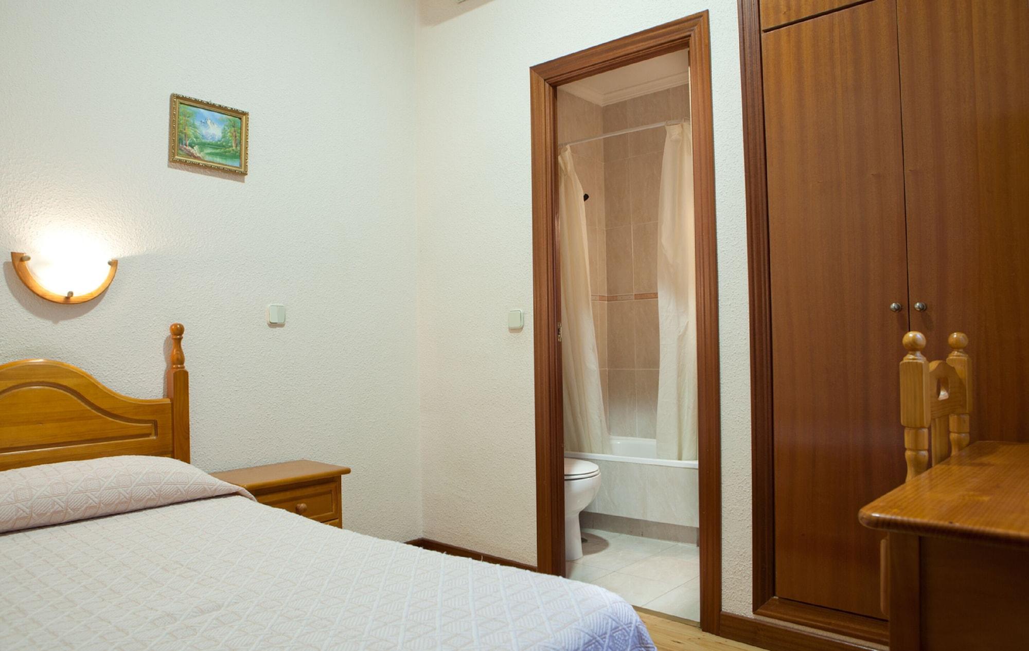 Hostal Zamora Madryt Zewnętrze zdjęcie