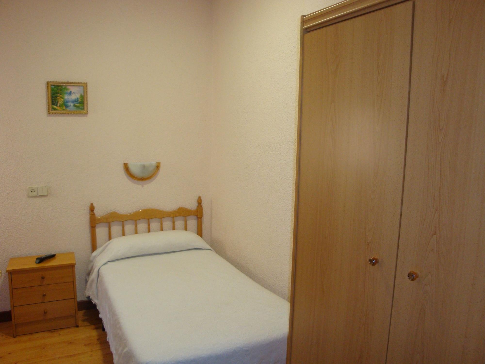Hostal Zamora Madryt Zewnętrze zdjęcie