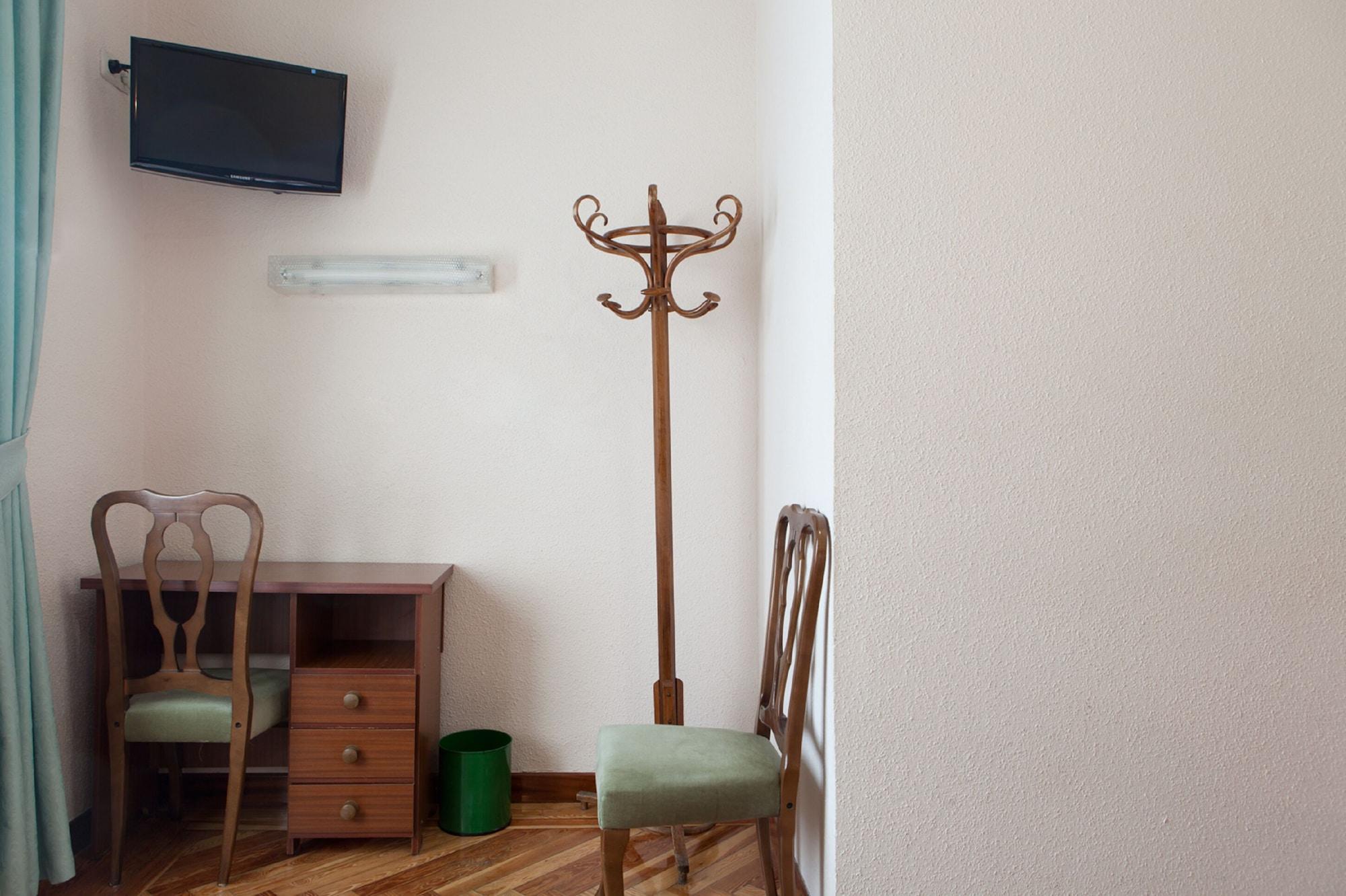 Hostal Zamora Madryt Zewnętrze zdjęcie