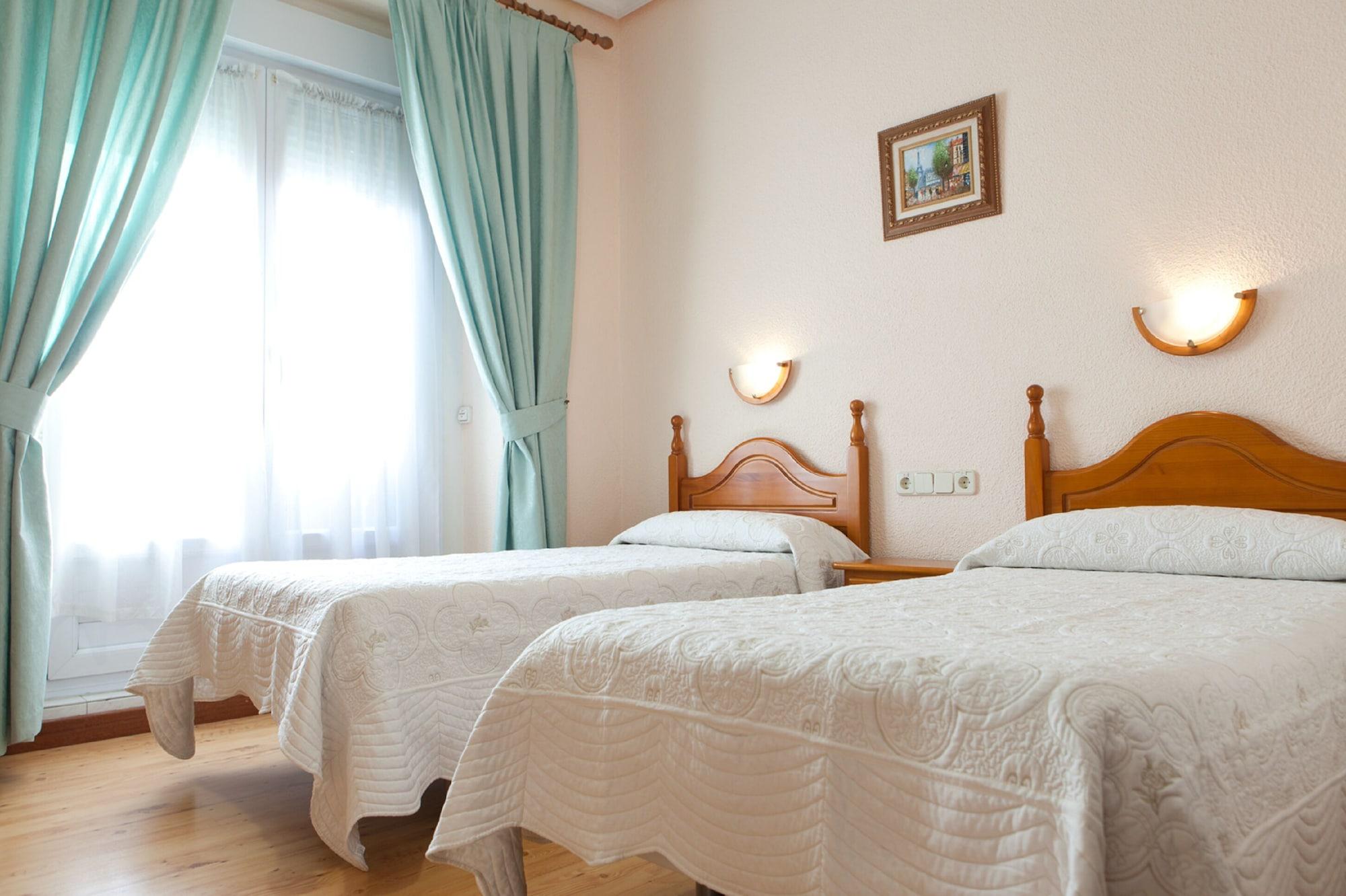 Hostal Zamora Madryt Zewnętrze zdjęcie