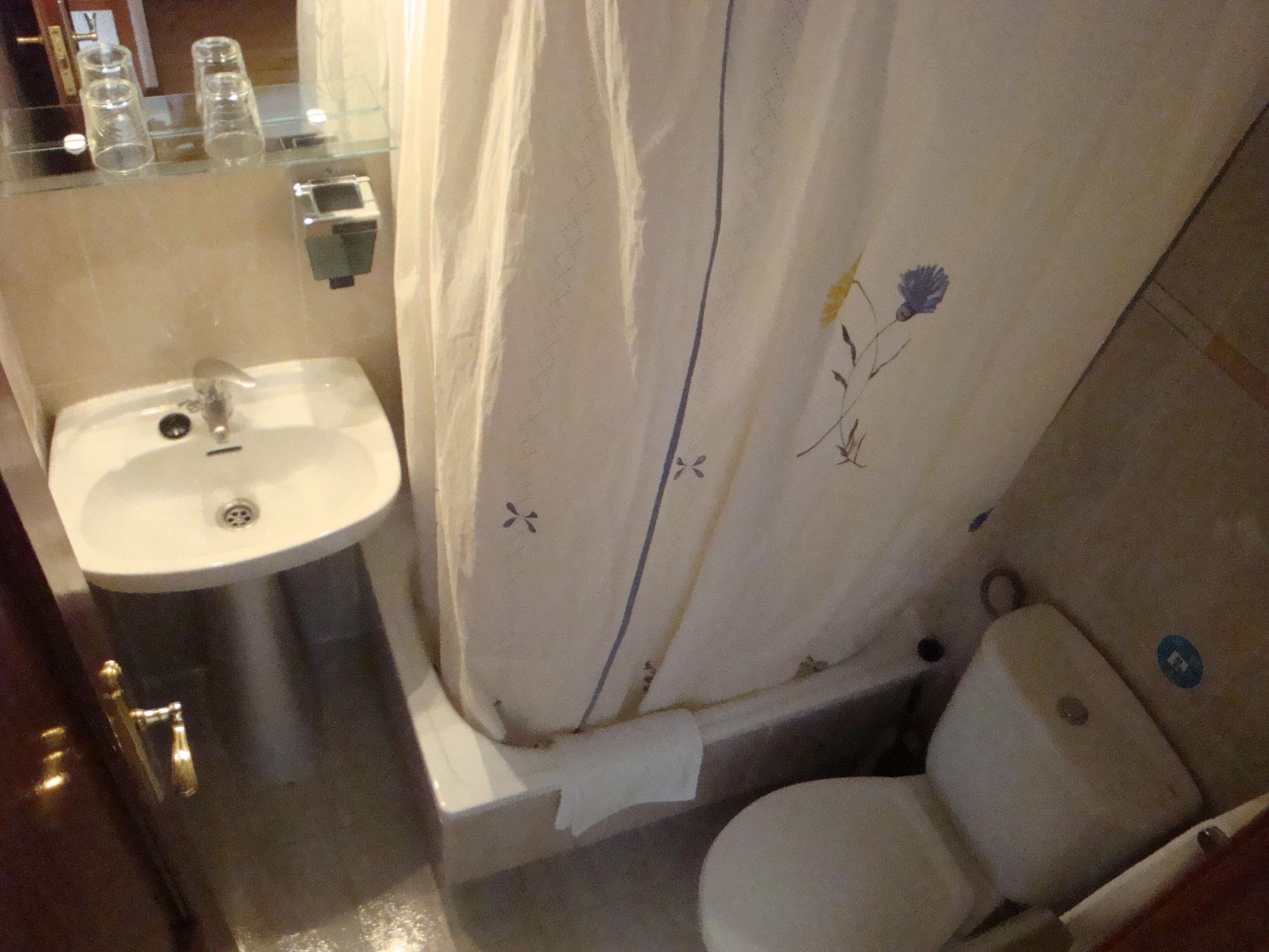 Hostal Zamora Madryt Zewnętrze zdjęcie