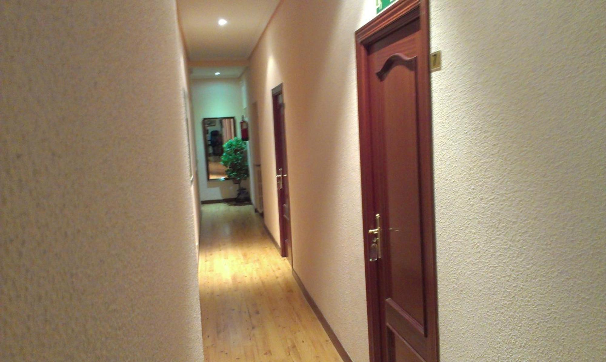 Hostal Zamora Madryt Zewnętrze zdjęcie