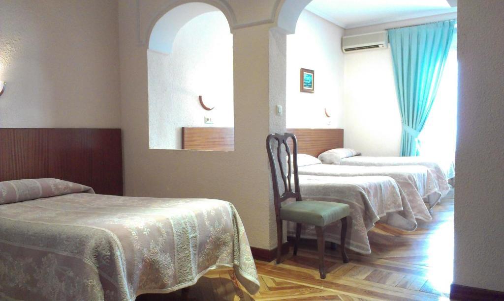 Hostal Zamora Madryt Pokój zdjęcie