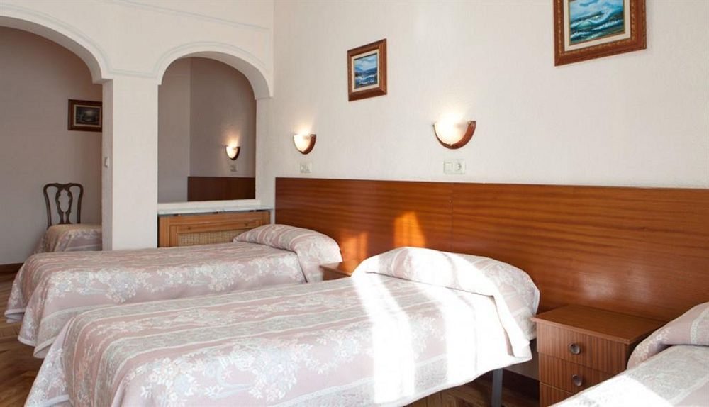 Hostal Zamora Madryt Zewnętrze zdjęcie