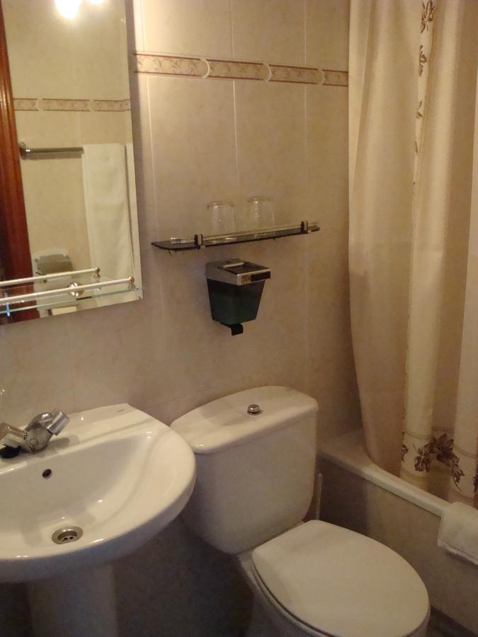 Hostal Zamora Madryt Zewnętrze zdjęcie