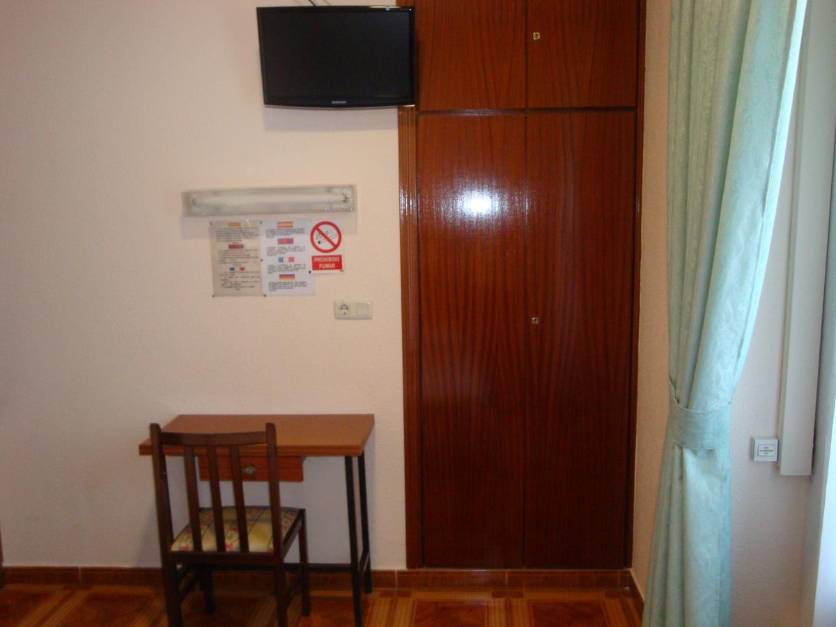Hostal Zamora Madryt Zewnętrze zdjęcie